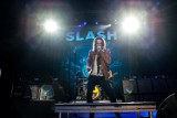 SLASH wystąpi w Atlas Arenie! To już trzeci koncert znanego gitarzysty w Polsce [ZDJĘCIA, BILETY]