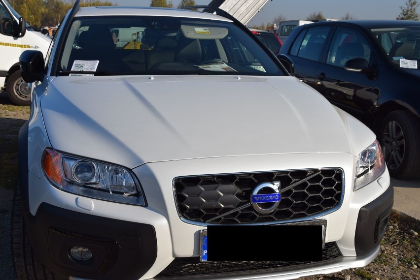 Volvo XC 70 - rok produkcji 2016, z silnikiem 2. 0 benzyna i...