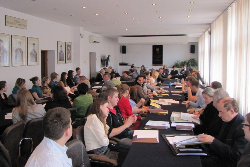 Katowice: NGO małe i duże kształtują lokalną politykę społeczną