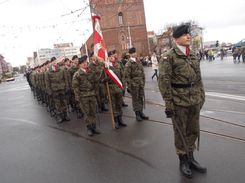 Gorzowianie ochoczo świętowali rocznicę niepodległości [ZDJĘCIA]