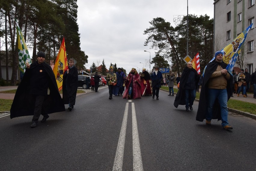 Swój Orszak Trzech Króli ma też Borne Sulinowo. Tak to wyglądało [zdjęcia]