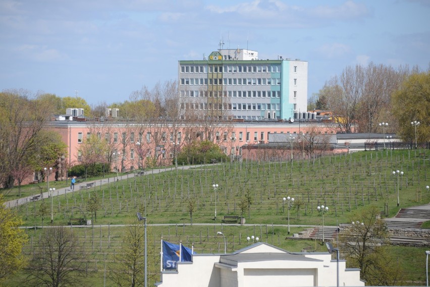 Sporządzenie aktu urodzenia, zameldowanie, nowy dowód...