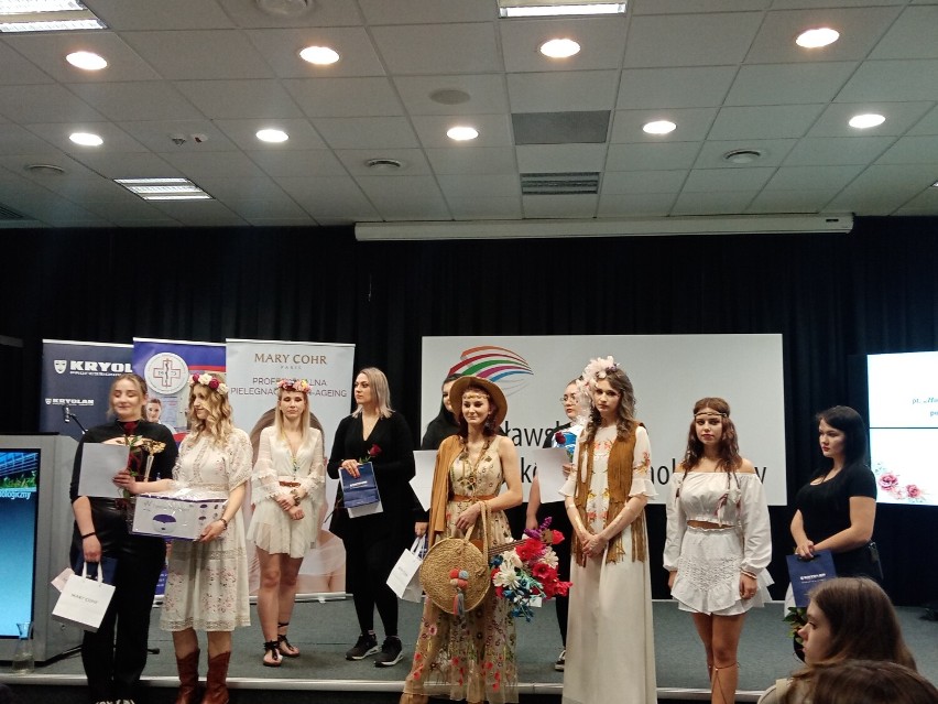 Konferencja kosmetyczna i konkurs makijażu w Puławach [ZDJĘCIA]