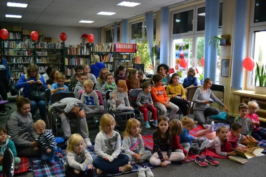 Udana Noc Bibliotek w Busku-Zdroju. Przyszło kilkaset osób. Zabawa była znakomita (DUŻO ZDJĘĆ)