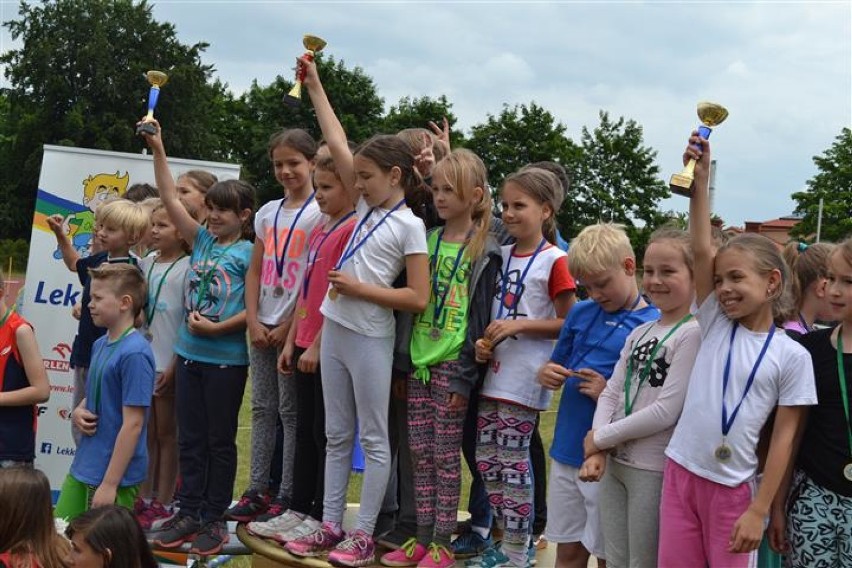 Zawody "Lekkoatletyka dla każdego" na stadionie lekkoatletycznym [ZDJĘCIA]