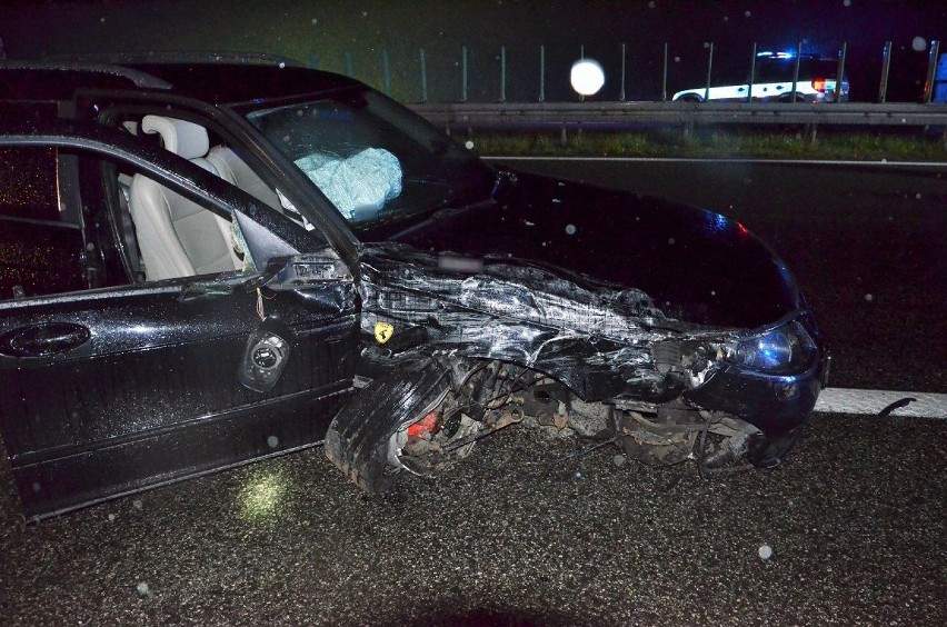Policja bada okoliczności śmiertelnego wypadku na A1 w Maleninie koło Tczewa ZDJĘCIA