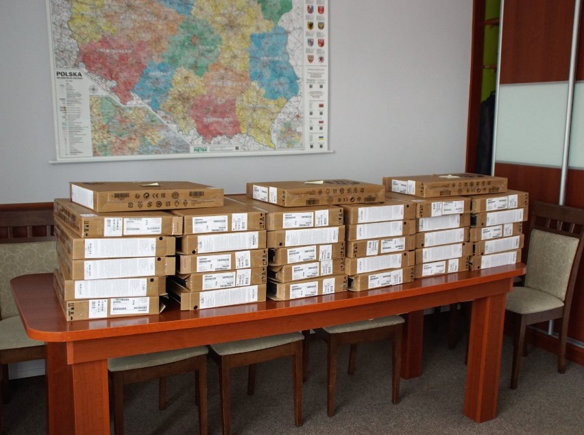 Komputery dla szkół w gminie Drużbice. Kosztowały 55 tys. zł
