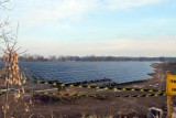 Pod Widziszowem kończą budowę fotovoltaicznej farmy. Ile firmy płacą rocznie za dzierżawę hektara?