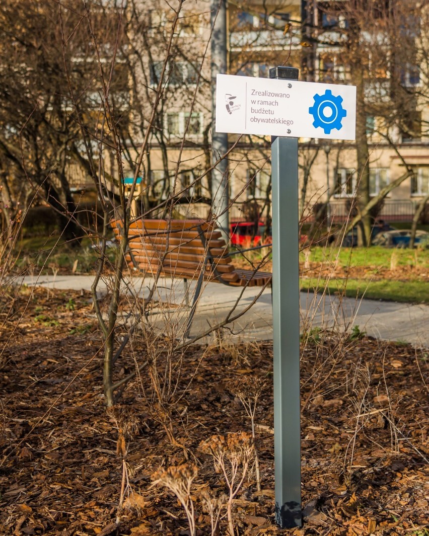 Metamorfoza po prawej stronie Wisły. Zaniedbany plac zamienił się w nowy park. Wszystko dzięki mieszkańcom