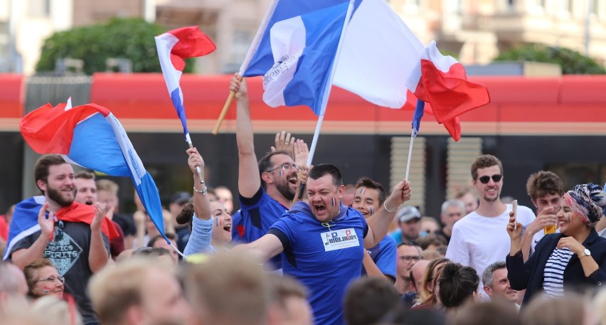 Mundial 2018: Francja Mistrzem Świata! Strefa kibica w Katowicach podczas finału Mistrzostw Świata w Rosji ZDJĘCIA