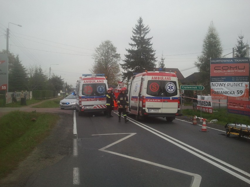 Wypadek w Gospodarzu. Śmiertelne potrącenie pod Pabianicacmi [ZDJĘCIA]