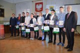 Rawicz. Gmina przyznała stypendia "Nadzieje Olimpijskie 2020" dla najzdolniejszych młodych sportowców z Rawicza [LISTA]