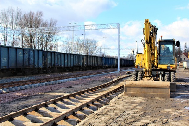 Według inwestora - PKP Polskich Linii Kolejowych - warta 130 mln zł inwestycja ma się zakończyć do 2022 r. CZYTAJ DALEJ >>>