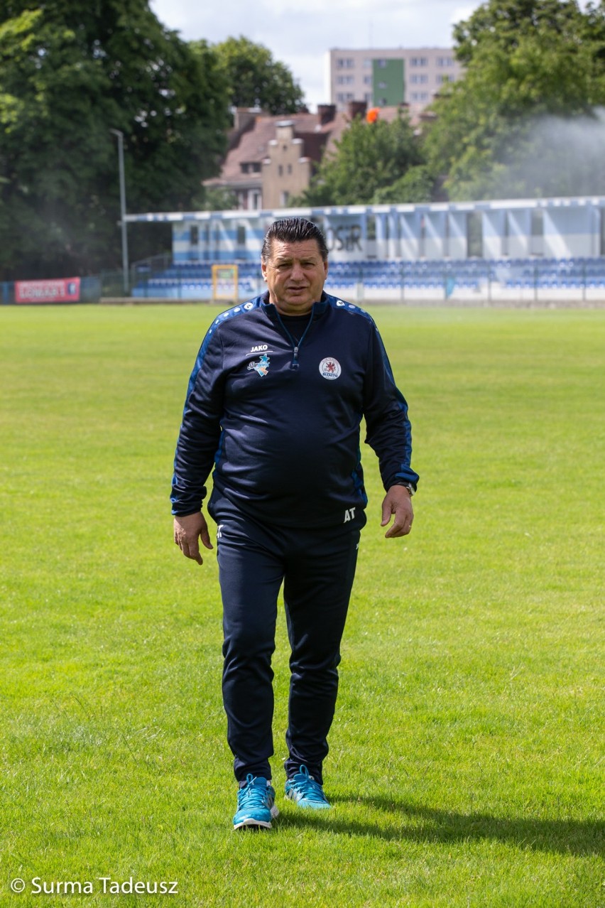 Trening Błękitnych na stadionie przy ulicy Ceglanej w...