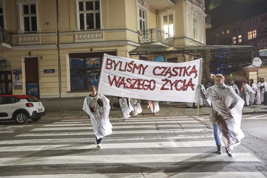 "Marsz Duchów Drzew" w Szczecinie. "Byliśmy cząstką waszego życia" [WIDEO, ZDJĘCIA]