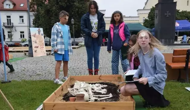 Piknik archeologiczny odbył się w niedzielę na radomskim rynku.