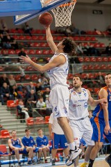 Koszykarze Górnika Trans.eu w pierwszym meczu play-off pokonali Obrę Kościan aż 75:38