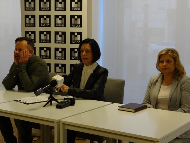 Na wydarzenia zapraszają dyrektor MDK Sylwia Stasiak-Muzyka, dyrektor muzeum Tomasz Polkowski i dyrektor Biblioteki Lidia Jagielska.