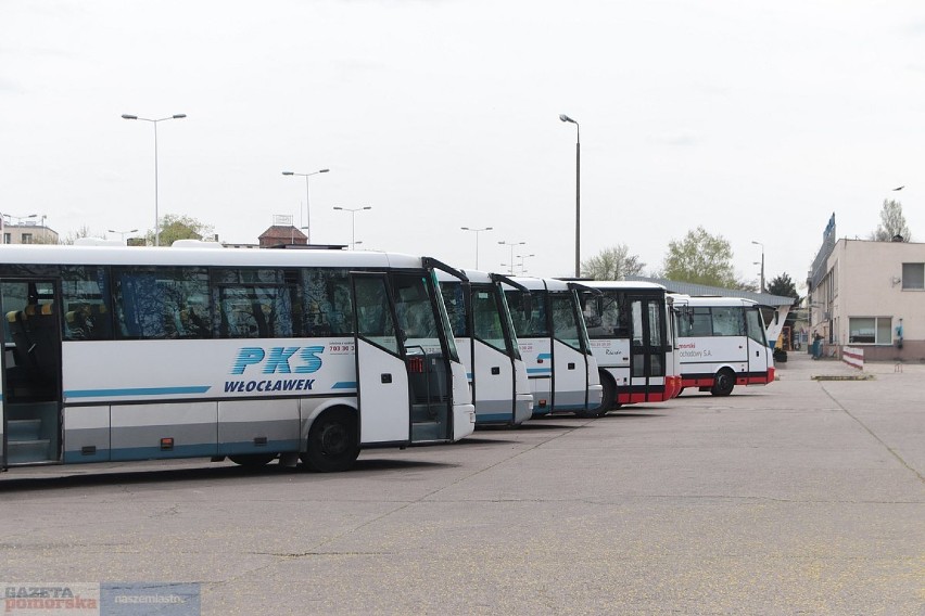 Włocławek. Wyburzą stację paliw i myjnię. Rusza budowa centrum przesiadkowego. Dworzec autobusowy we Włocławku będzie przeniesiony