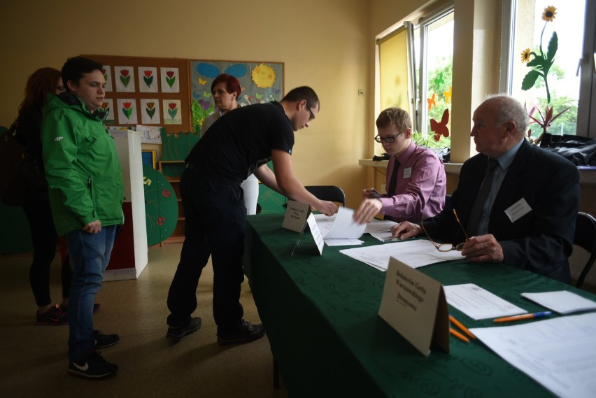 Tak głosowali mieszkańcy śląskiego [zdjęcia]