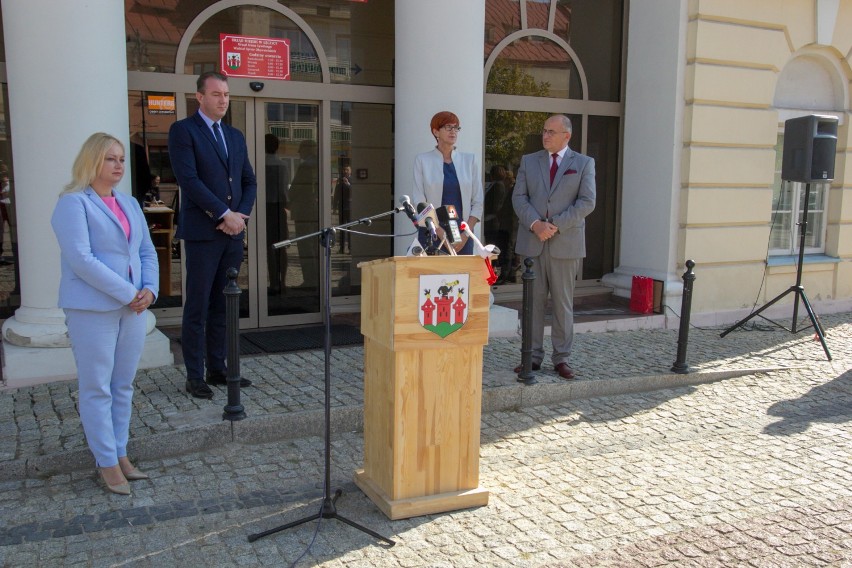Briefing minister Elżbiety Rafalskiej w Łęczyca