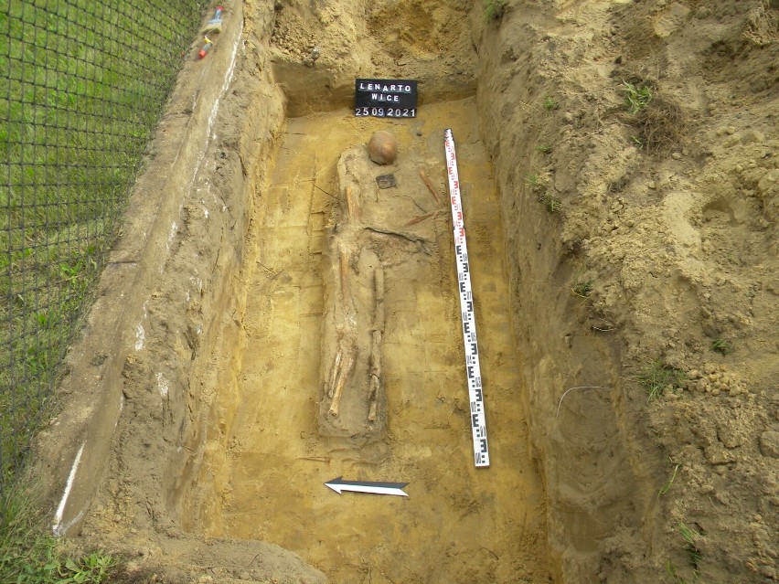 Członkowie Pracowni "Pomost" zlokalizowali w Lenartowicach dwa groby żołnierzy niemieckich
