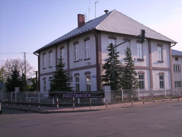 Budynek Urzędu Gminy w Chełmcu