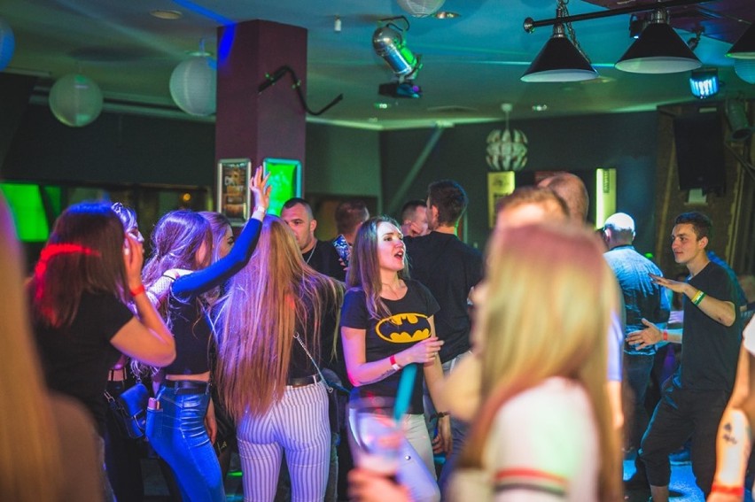 Sobotnia impreza z DJ Wookee w Kropie [zdjęcia]