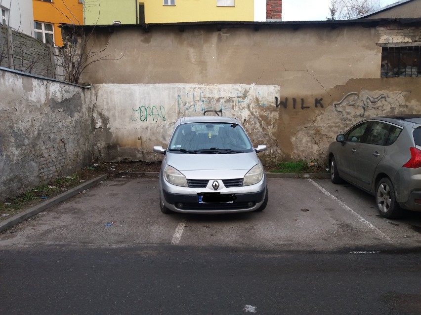 Mistrzowie parkowania w Wągrowcu w obiektywie czytelników