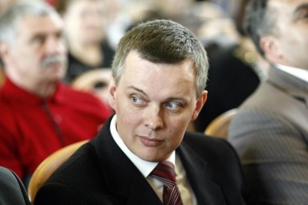 Tomasz Siemoniak zaoszczędził 5 tys. zł. Minister obrony ma...