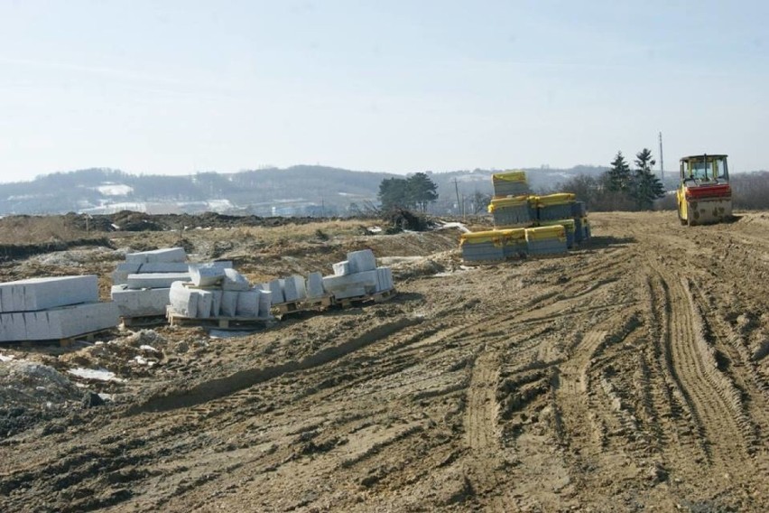 Wolbrom. Rozpoczęli budowę ronda w ramach obwodnicy miasta