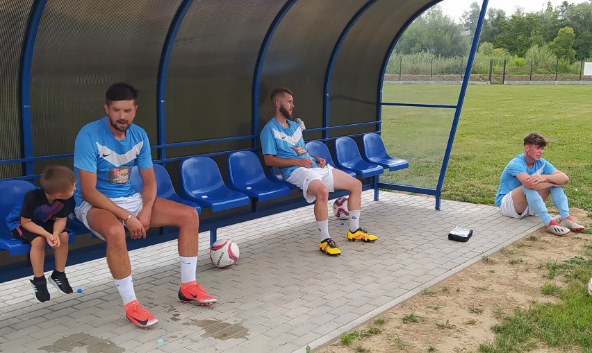 GKS Zarzecze-Dębowiec wygrał z Naftą Jedlicze 2-1