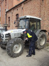 Kradzionym traktorem z Austrii, próbował uciec policjantom