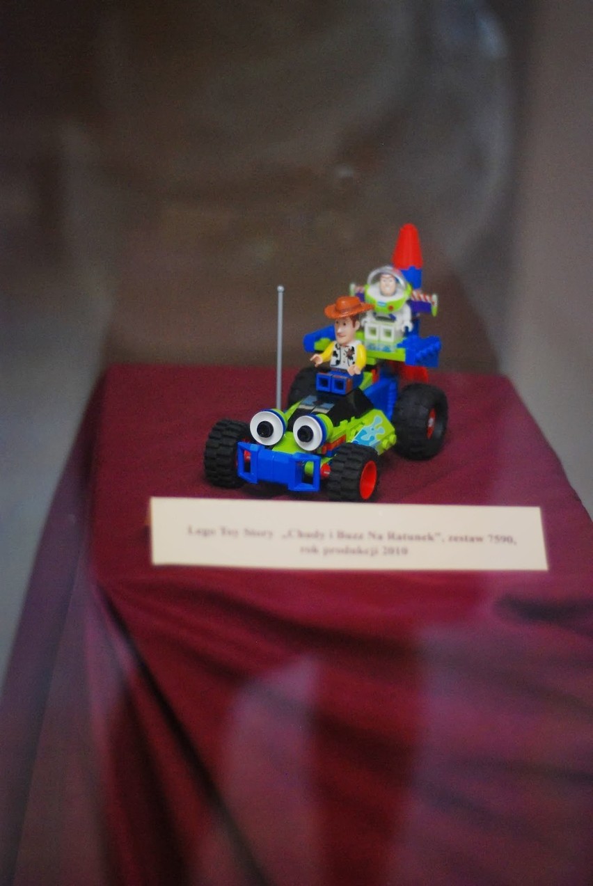W Muzeum Miejskim Sztygarka można oglądać zabawki z czasów...