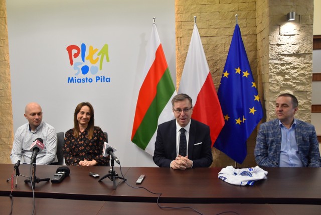 Agnieszka i Piotr Przybylscy ponownie wygrali prezydencką aukcję na rzecz WOŚP. Dołączył do nich także Krzysztof Furman