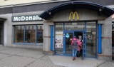 Zabrze: McDonald's na pl. Wolności jest już zamknięty. Co powstanie w tym miejscu? "Nie chcemy kolejnego banku"