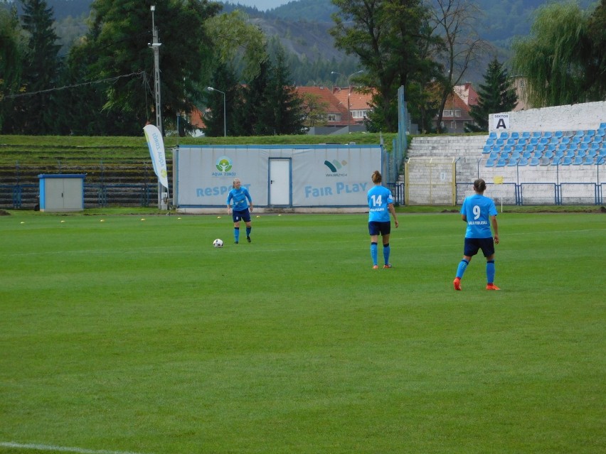 Piłkarki AZS PWSZ Wałbrzych pokonały u siebie 2:1 AZS PSW Biała Podlaska