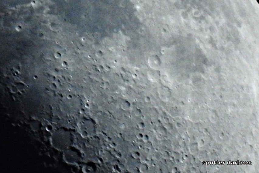 Księżyc widziany z Darłowa. Niesamowite zdjęcia Grzegorz Wandasa 