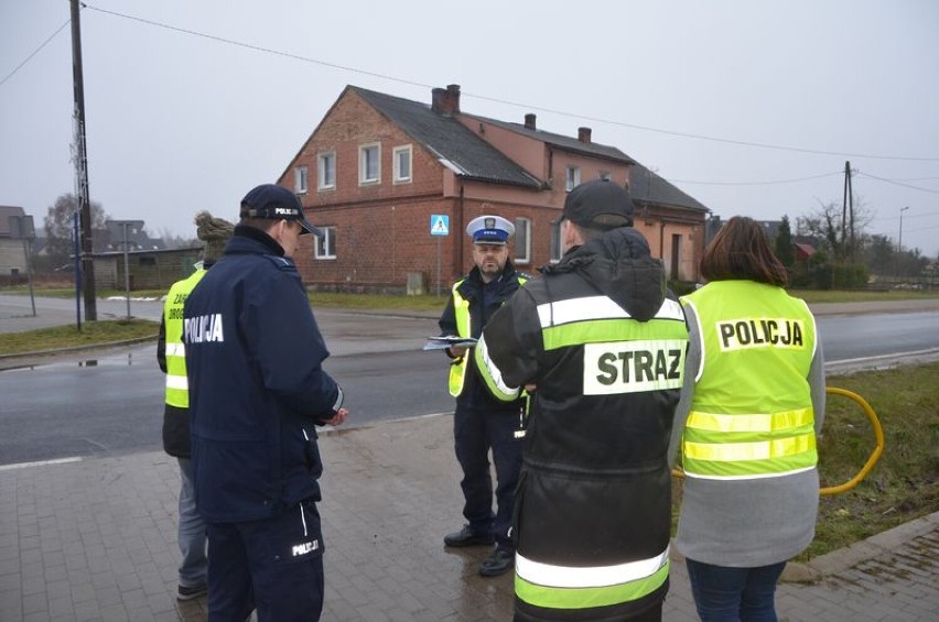 Śmiertelne potrącenie w Lini. Komisja pracowała na miejscu zdarzenia 