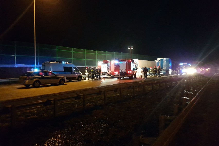 Wypadek na A1 w Łodzi przy węźle Łódź Północ [ZDJĘCIA]