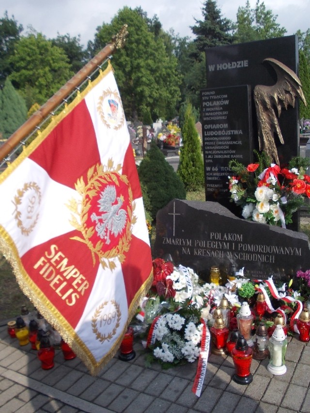 Dzień Pamięci o Ludobójstwie na Kresach II RP. Uroczystość w Tychach.