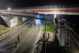 Utrudnienia na autostradzie A1 w Pyrzowicach! Powstaje tam wiadukt kolejowy nad A1