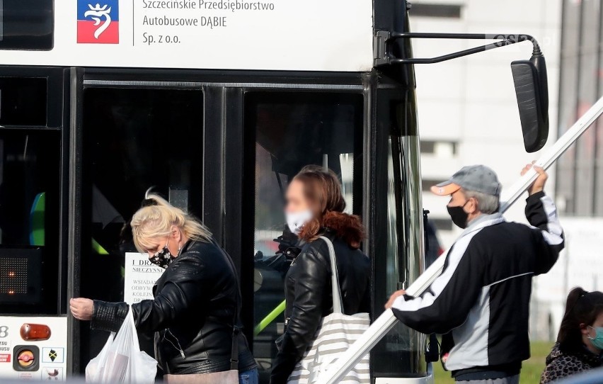 Szczecinianie w czasie pierwszej i drugiej fali koronawirusa