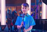 Mateusz Śliskowski w kolejnym etapie The Voice Kids. Trafił do drużyny Tomsona i Barona!