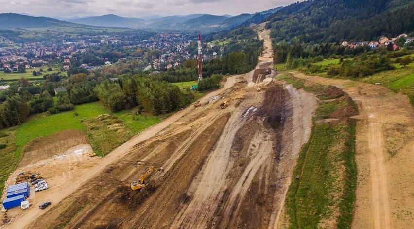 Budowa S1, tzw. obejścia Węgierskiej Górki we wrześniu 2020...