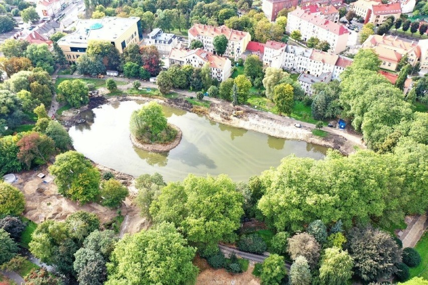 Zobaczcie jak z lotu ptaka prezentują się trwające (albo...