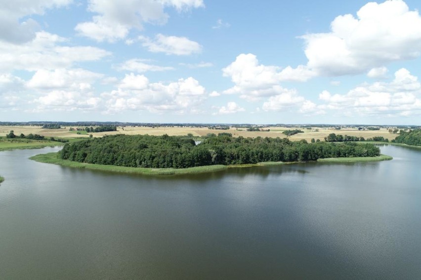 Grupa archeologów dokonała unikalnego odkrycia na wyspie jeziora Sowica. Obiekt zostanie wpisany do rejestru zabytków