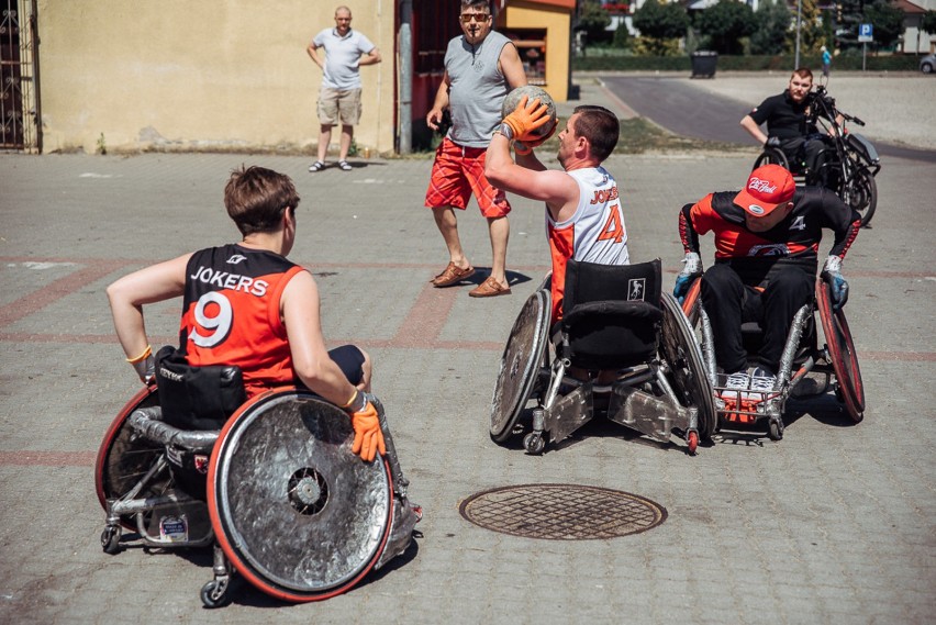 Złotów bez barier – pokaz rugby na wózkach. EEF 2019