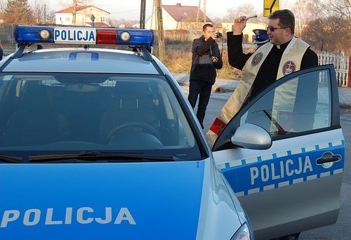 Policjanci z Wilczyna otrzymali nowy radiowóz