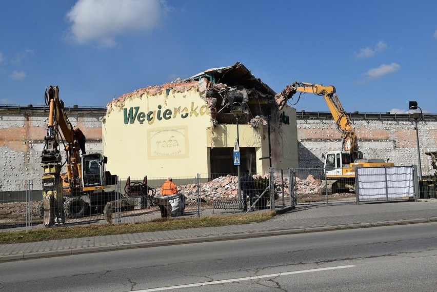 Po 18 latach supermarket Rafa znika z ul. Węgierskiej 78